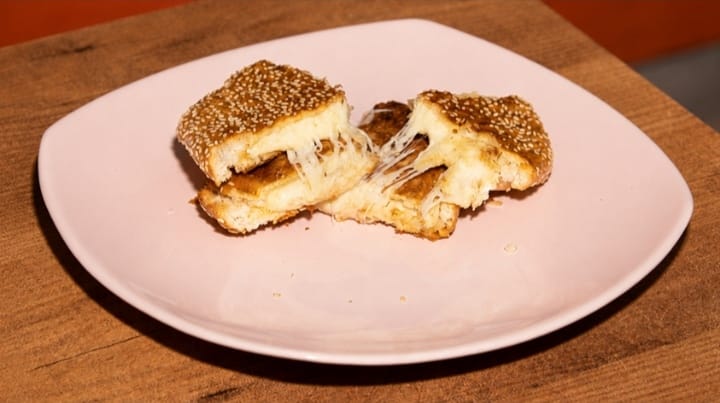 Kaşarlı Tost